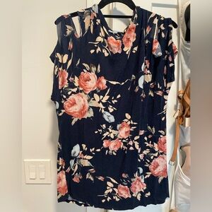 Floral lightweight t shirt